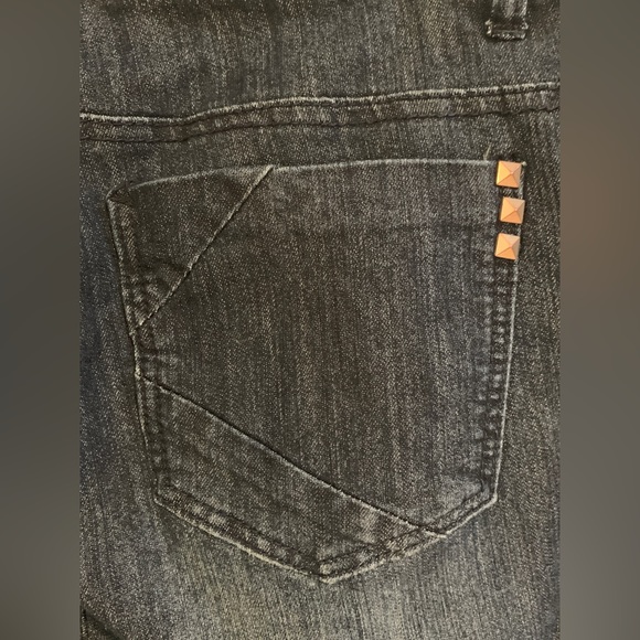 Kardasian Kollection, The Khloe jeans, size 20 - Picture 4 of 9